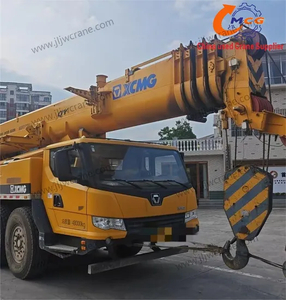 تستخدم 2021 XCMG 75 طن رافعة شاحنة متنقلة في حالة جيدة