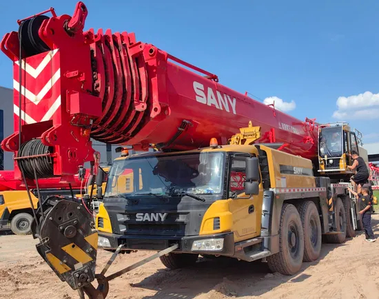 يستخدم طفرة 2022 Sany 400 طن من طراز 8 Trucl Truck Crane للبيع بسعر معقول.