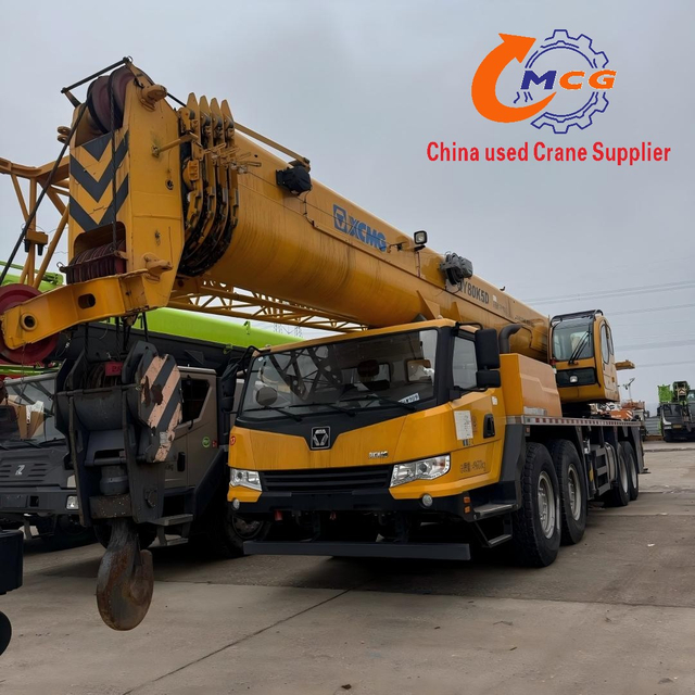 رافعة شاحنة مستعملة Premium 2021 XCMG 80 طن